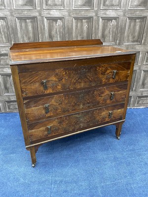 Lot 167 - AN OAK CHEST OF FOUR DRAWERS AND A WALNUT CHEST OF DRAWERS