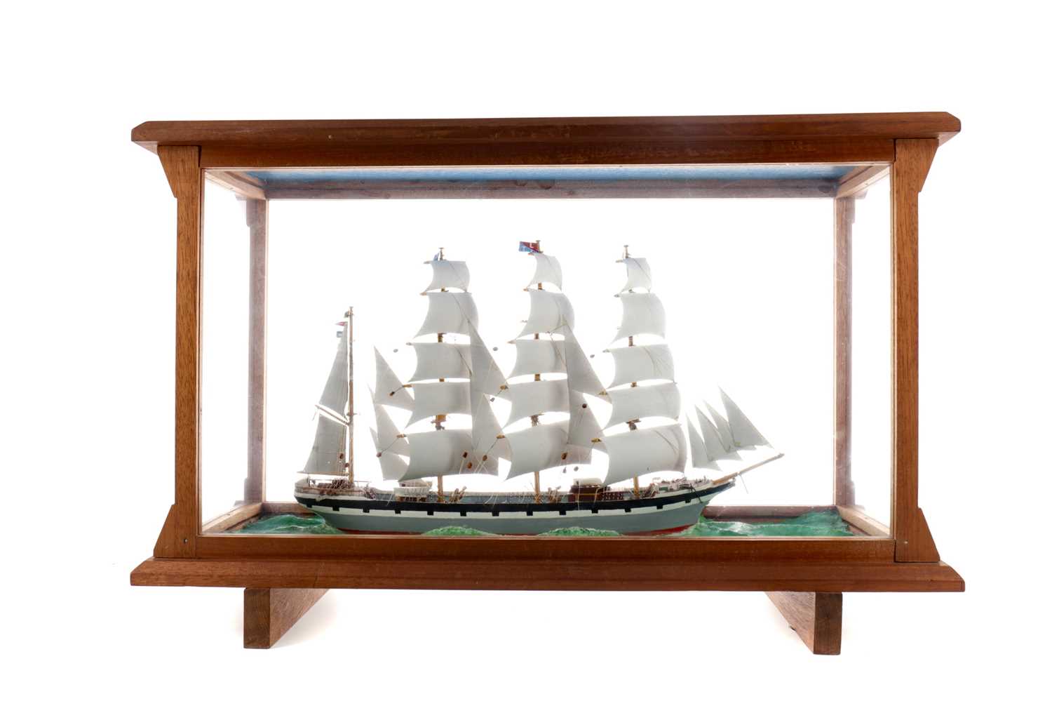 Lot 1321 - A MID TO LATE 20TH CENTURY MODEL OF A SHIP