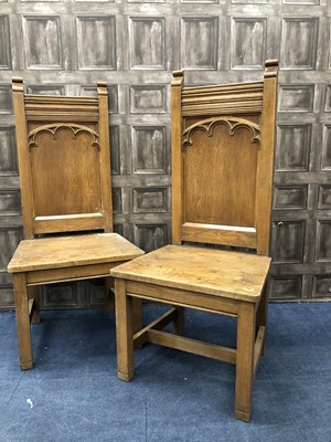 Lot 227 - A PAIR OF EARLY 20TH CENTURY HALL CHAIRS