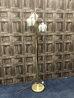 Lot 231 - A LATE 20TH CENTURY BRASS FLOOR STANDING LAMP