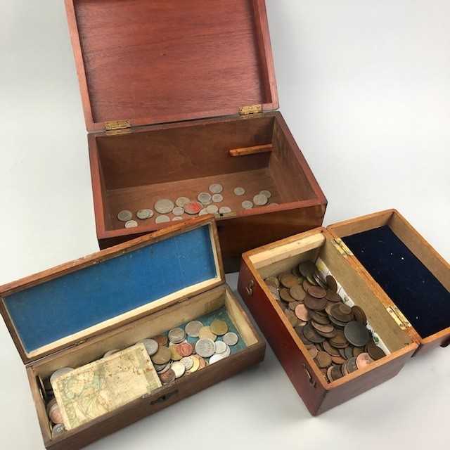 Lot 28 - A LOT OF EARLY 20TH CENTURY COINS