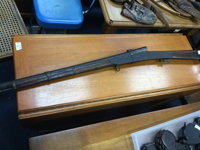 Lot 308 - A 19TH CENTURY RIFLE