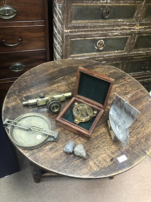Lot 287 - A REPRODUCTION BRASS COMPASS AND OTHER ITEMS