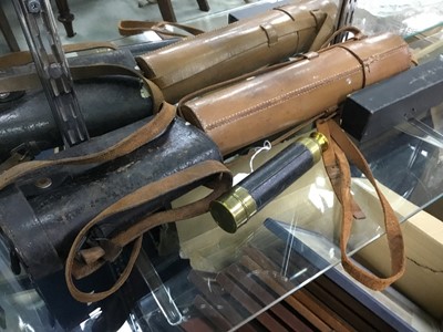 Lot 371 - A LOT OF TWO TELESCOPES AND A PAIR OF BINOCULARS