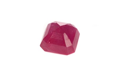 Lot 420 - A CERTIFICATED GLASS FILLED UNMOUNTED RUBY