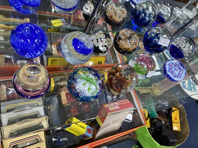 Lot 475 - A LOT OF TEN VARIOUS GLASS PAPERWEIGHTS AND ONE OTHER