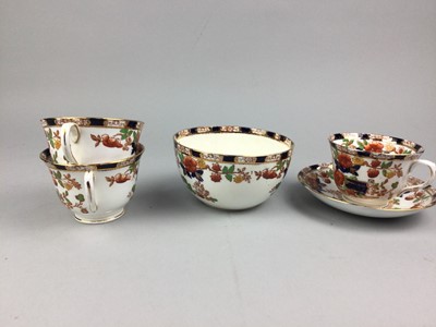 Lot 525 - AN EARLY 20TH CENTURY TEA SERVICE