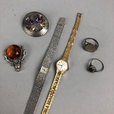 Lot 5 - A COLLECTION OF SILVER AND COSTUME JEWELLERY