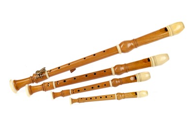 Lot 1135 - A GRADUATED SET OF FIVE RECORDERS BY DOLMETSCH
