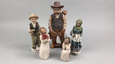 Lot 120 - A LOT OF FIVE FIGURES