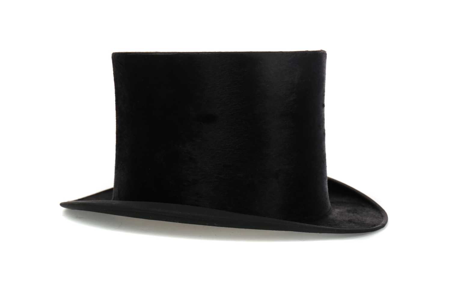 Lot 1399 - AN EARLY 20TH CENTURY SILK TOP HAT BY CHRISTY'S OF LONDON