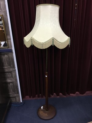 Lot 307 - A RETRO STANDARD LAMP