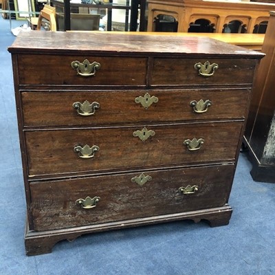 Lot 418 - A MAHOGANY CHEST OF DRAWERS