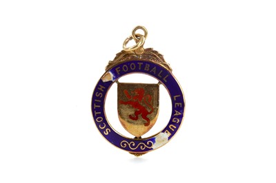 Lot 1753 - RANGERS F.C. INTEREST - SCOTTISH FOOTBALL LEAGUE RESERVE LEAGUE CHAMPIONSHIP GOLD MEDAL 1962