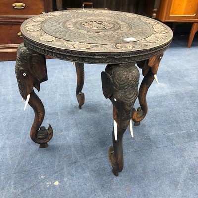 Lot 457 - A 20TH CENTURY INDIAN CARVED WOOD TABLE