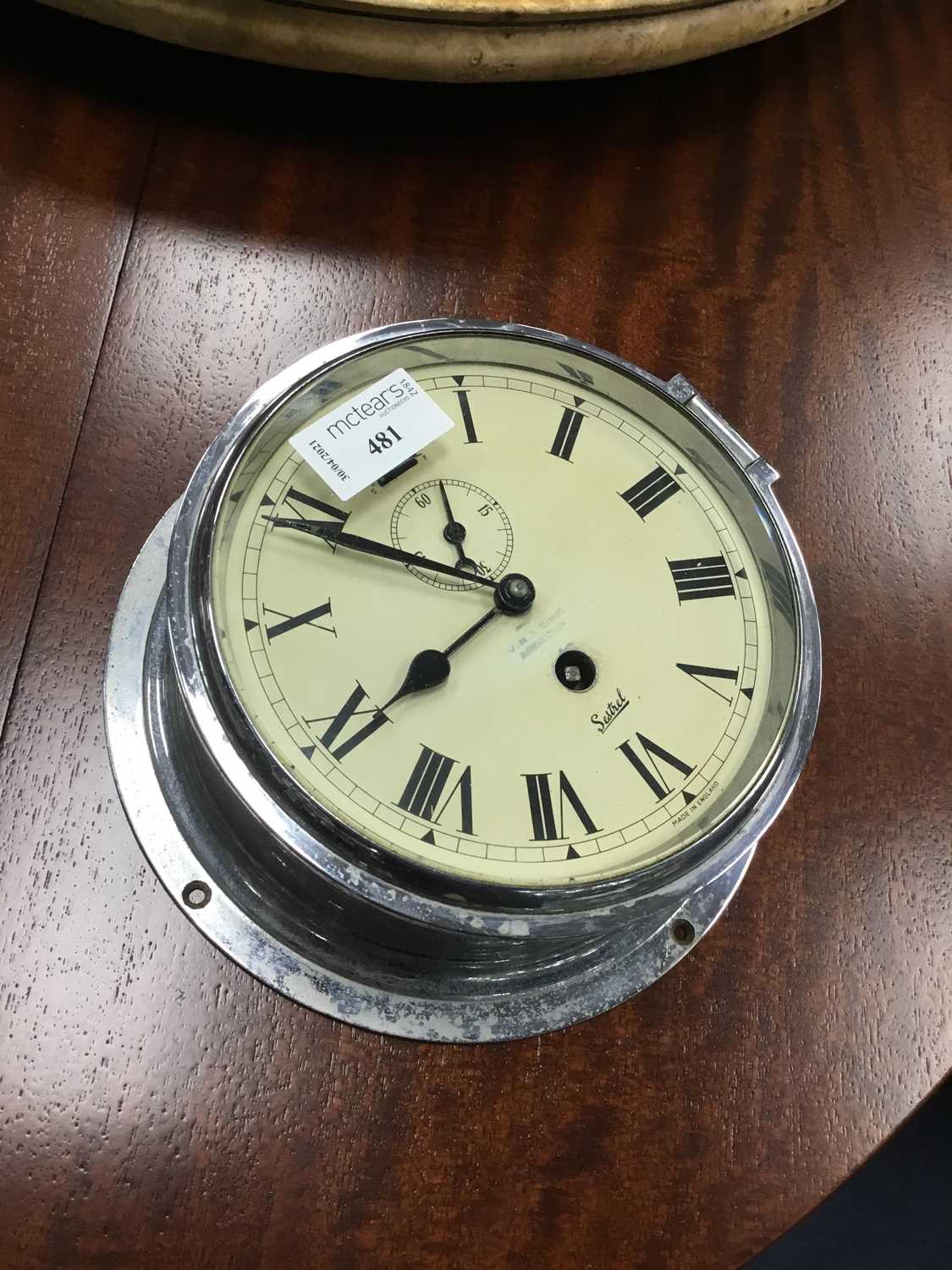 Sestrel Clock Lot 481 - A SESTREL SHIPS CLOCK