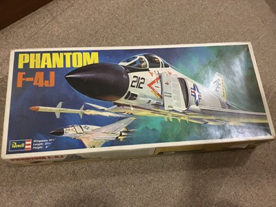 Lot 540 - AN AIRFIX APOLLO SATURN V MODEL KIT AND TWO OTHERS