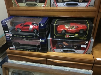 Lot 536 - A LOT OF MODEL VEHICLES INCLUDING MAISTO