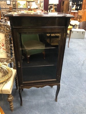 Lot 520 - AN EDWARDIAN MAHOGANY MUSIC CABINET