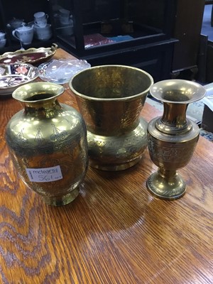 Lot 561 - A RIDGWAYS ORLANDO CIRCULAR BOWL AND OTHER ITEMS