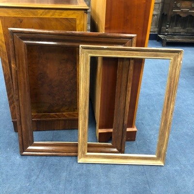 Lot 140 - A LOT OF TWO PICTURE FRAMES