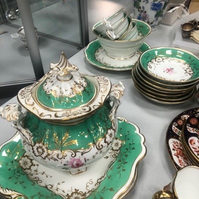 Lot 146 - A VICTORIAN TEA SERVICE