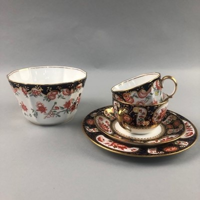 Lot 150 - A ROYAL CROWN DERBY TEA SERVICE AND WEDGWOOD CHINA