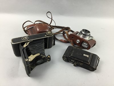 Lot 197 - A GROUP OF FIVE VINTAGE CAMERAS AND A LIGHT METER