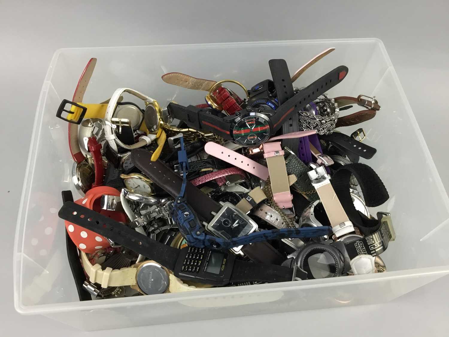Lot 66 - A LOT OF VARIOUS WATCHES
