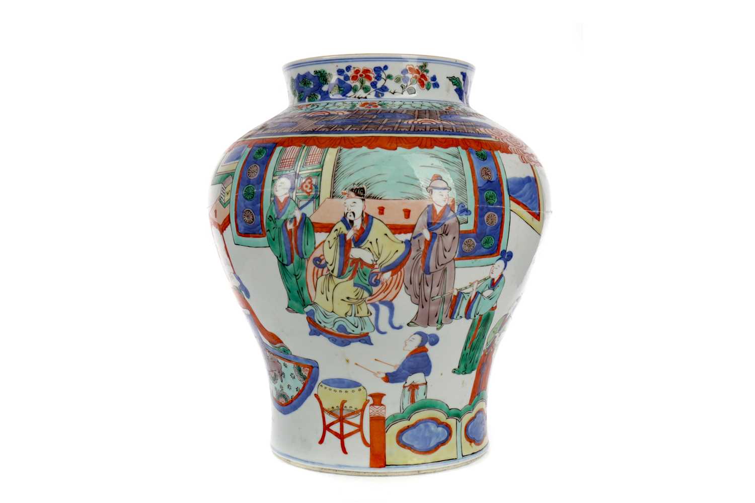 Lot 720 - A 19TH CENTURY CHINESE VASE