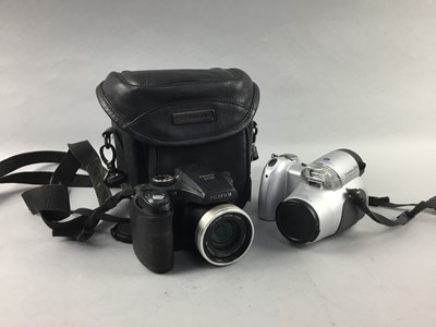 Lot 254 - A LOT OF TWO CAMERAS, PRIMUS STOVE AND DRAWING INSTRUMENTS