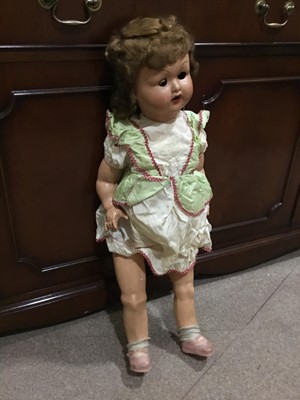 Lot 255 - A LARGE COMPOSITION DOLL AND OTHER ITEMS