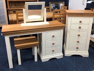 Lot 262 - A MODERN PAINTED DRESSING TABLE AND A SET OF DRAWERS