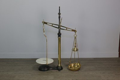 Lot 681 - A SET OF VICTORIAN BRASS BEAM SCALES