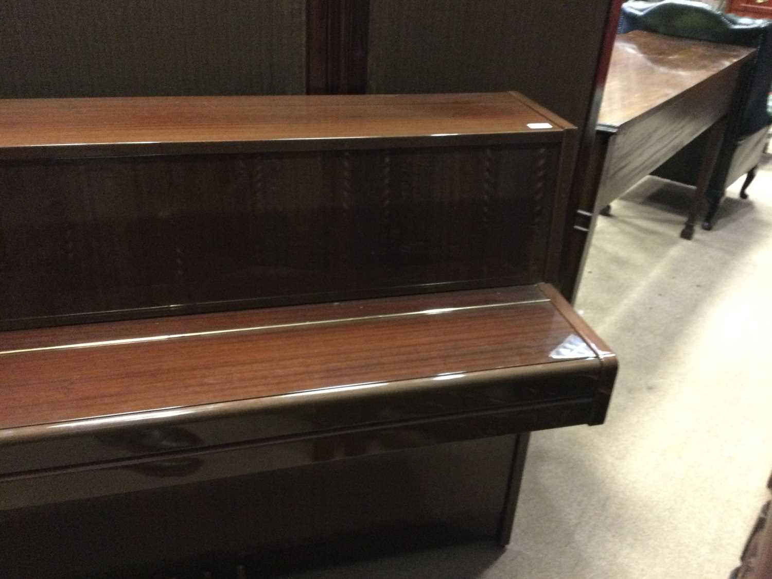 Lot 1112 A YAMAHA UPRIGHT PIANO