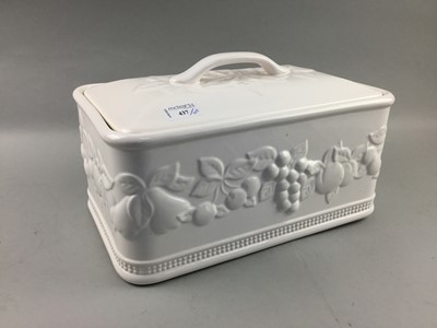 Lot 437 - A CERAMIC LIDDED BREAD BIN, ADDERLEYS EWER AND OTHER CERAMICS