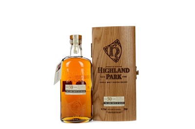 Lot 61 - HIGHLAND PARK THE LORD SMITH OF KELVIN AGED 30 YEARS