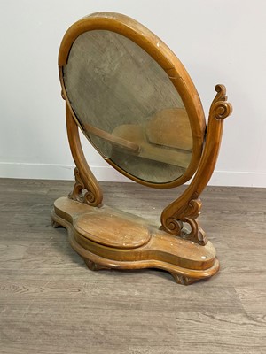 Lot 489 - A VICTORIAN MAHOGANY DRESSING MIRROR