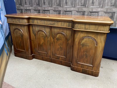 Lot 513 - A VICTORIAN MAHOGANY SIDEBOARD