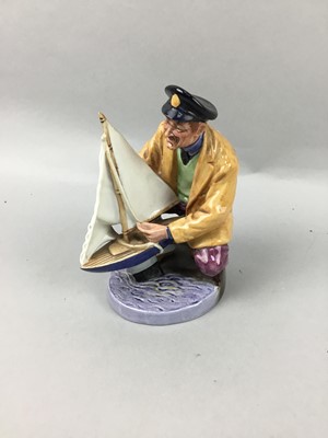Lot 516 - A ROYAL DOULTON FIGURE OF SAILOR'S HOLIDAY