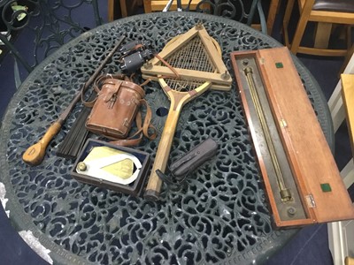 Lot 517 - A LOT OF INSTRUMENTS AND OTHER ITEMS