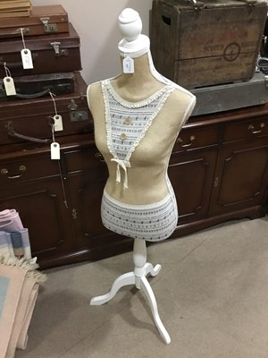 Lot 597 - A LOT OF TWO MANNEQUINS