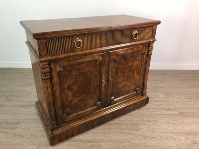 Lot 1451 - A REPRODUCTION ASSISTANT SIDEBOARD