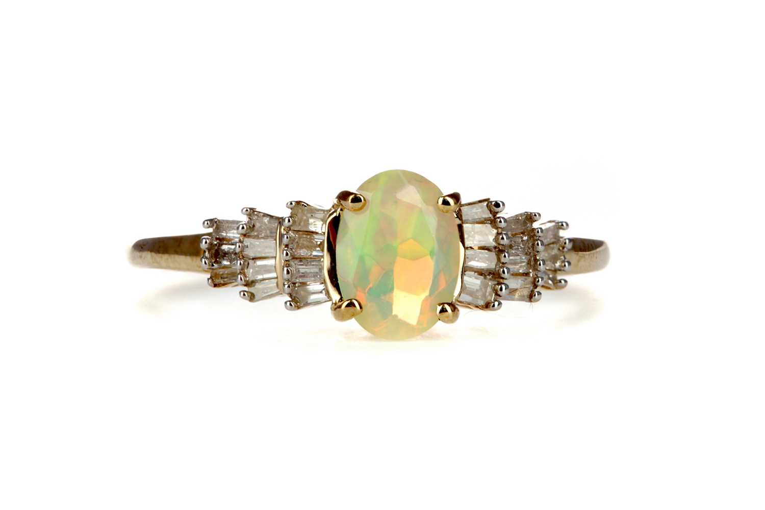 Lot 340 - AN OPAL AND DIAMOND RING