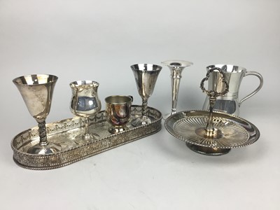 Lot 89 - A LOT OF SILVER PLATED WARE