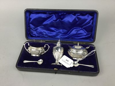 Lot 200 - AN EDWARDIAN SILVER CONDIMENT SET