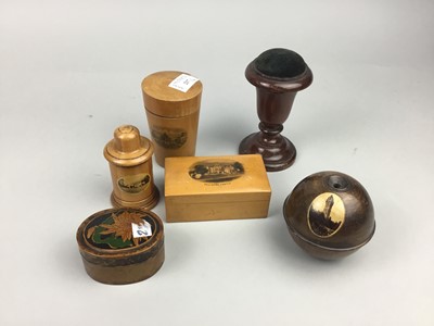 Lot 217 - A MAUCHLINE SPHERICAL STRING BOX AND OTHER ITEMS