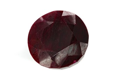 Lot 427 - **AN IMPRESSIVE CERTIFICATED UNMOUNTED RUBY