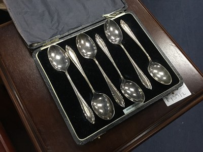 Lot 291 - A SET OF SIX SILVER COFFEE SPOONS AND OTHERS