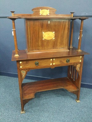 Lot 765 - AN EARLY 20TH CENTURY ARTS & CRAFTS MAHOGANY SECRETAIRE ATTRIBUTED TO GEORGE WALTON